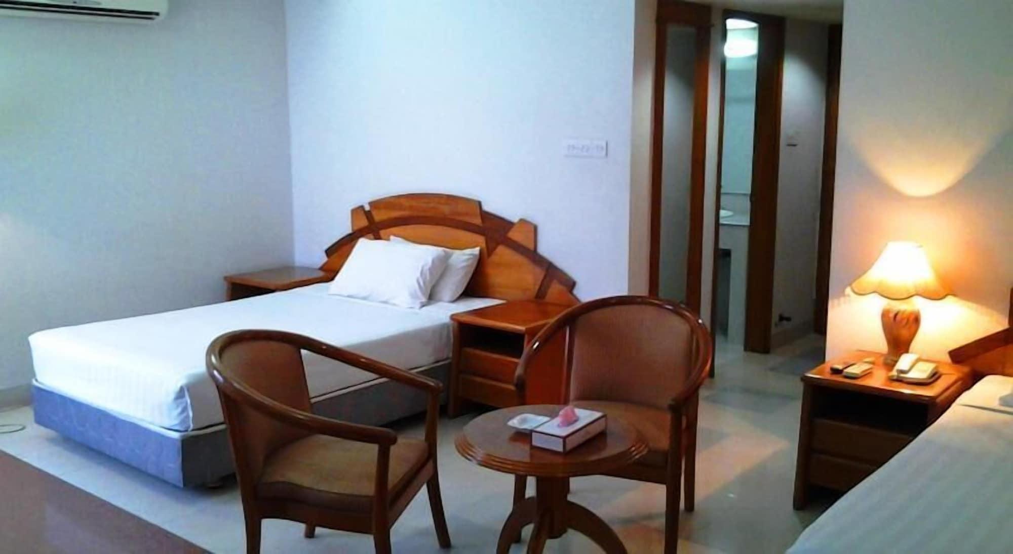 Hotel Victory - Best In City Center Дака Екстериор снимка