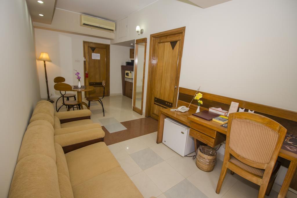 Hotel Victory - Best In City Center Дака Екстериор снимка
