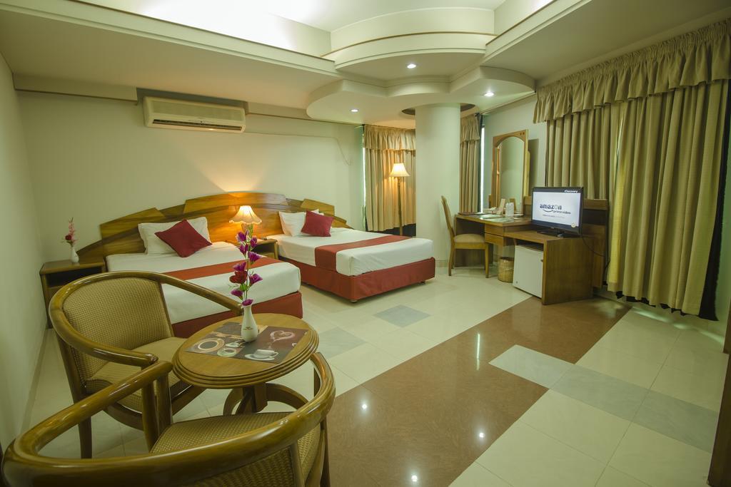Hotel Victory - Best In City Center Дака Екстериор снимка
