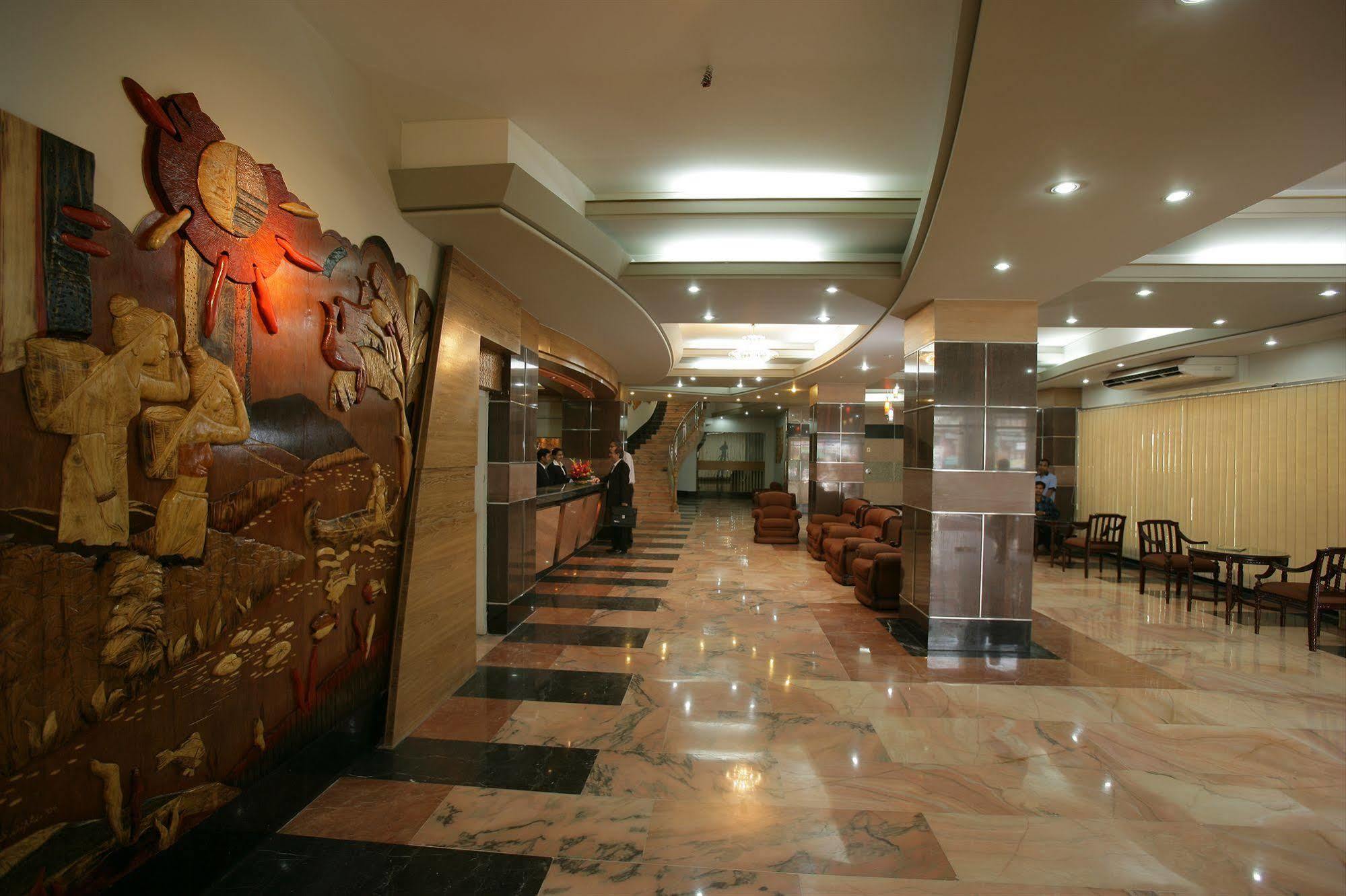 Hotel Victory - Best In City Center Дака Екстериор снимка