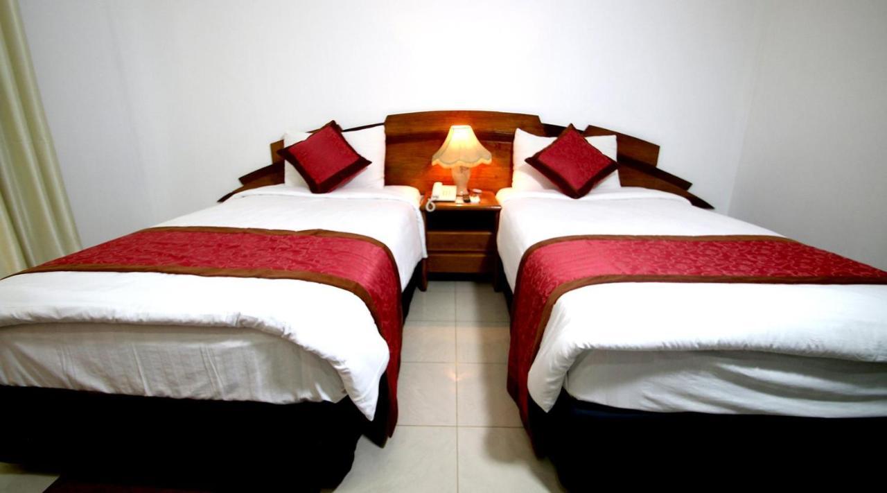 Hotel Victory - Best In City Center Дака Екстериор снимка
