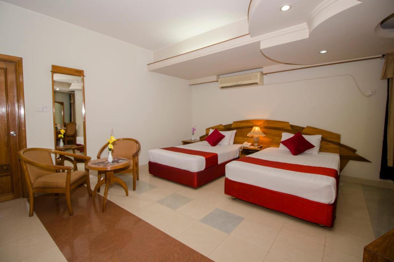 Hotel Victory - Best In City Center Дака Екстериор снимка